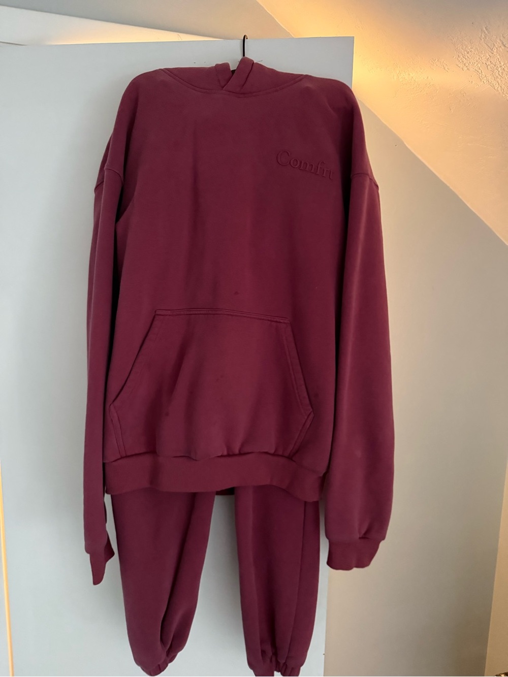 Comfrt Hoodie and sweats in Berry